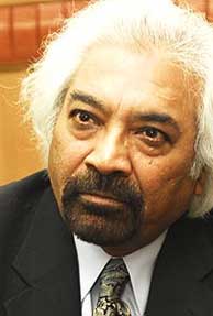 I see a day when voice calls will be free: Sam Pitroda